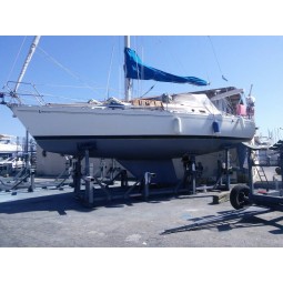 Beneteau First 325